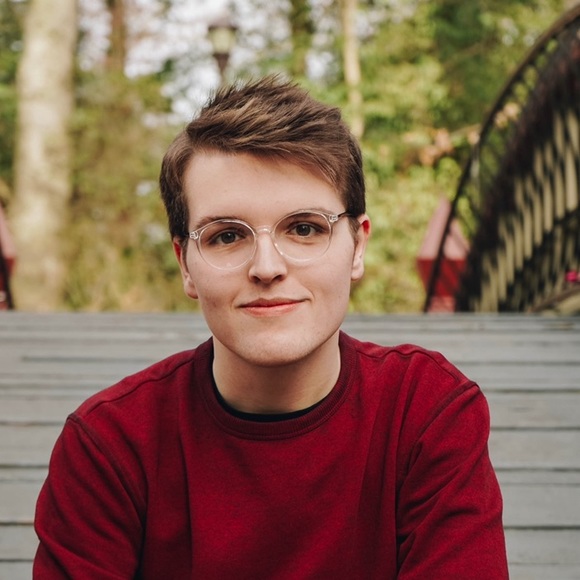 Meet your Posher, Justin - Picture 1 of 1